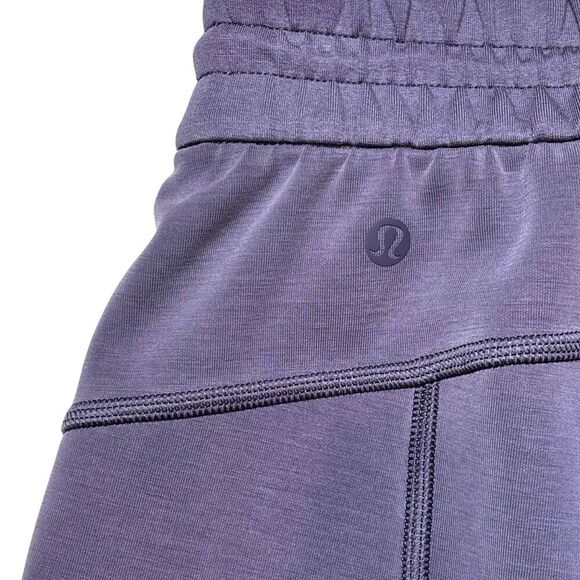 Lululemon Softstreme High-Rise Short 4" *Nightfall - Picture 6 of 10